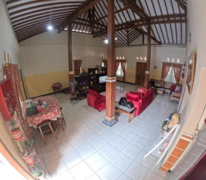 Omah Rejosari Homestay Jogja